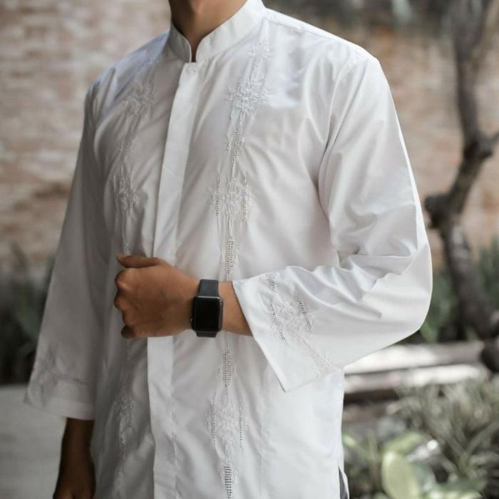 Gambar Baju koko putih casual / baju koko bordir / Kemko putih lengan pendek - BW Panjang, M dari Basmala Store undefined Tokopedia