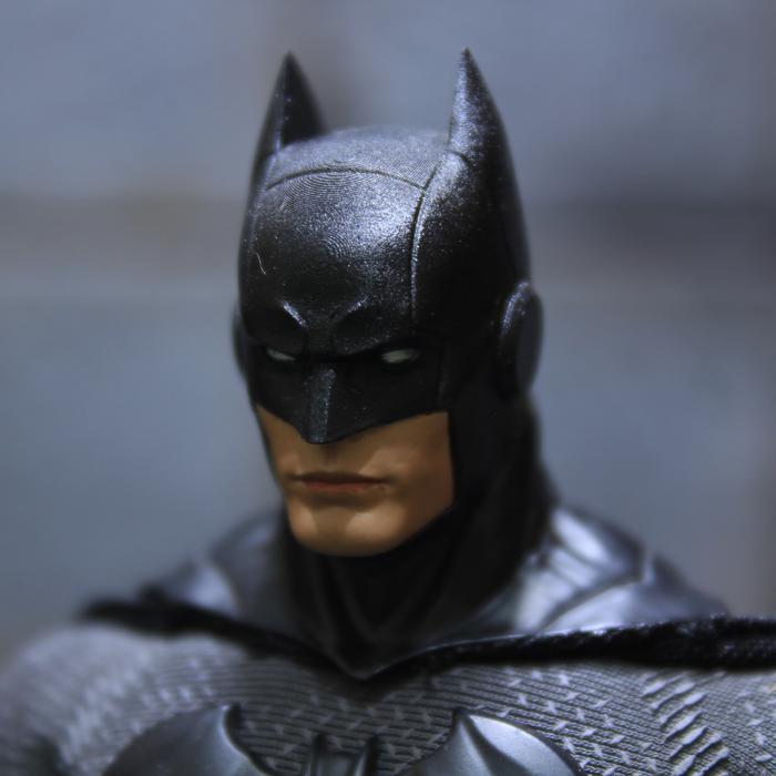 Gambar 1/12 Custom DC Mezco Batman Telltale Game Head Sculpt HS Multiverse McFarlane Toys - First Game dari Vault Custom undefined Tokopedia