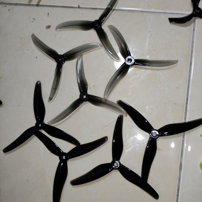Gambar propeller 5inch drone fpv 2set  gemfan hq prop tmotor dari darurat am undefined Tokopedia
