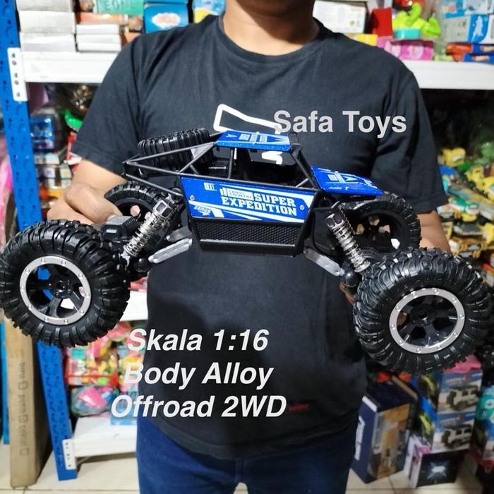 Gambar Mobil Rc Off-Road Extreme Climbing Rock Crawler Scale 1:16 Body Metal Alloy Batre Cash Roda Bahan Karet Solid Mainan Keluarga Remote Control - Extreme Biru, 2 Baterai Cas dari Hobi Holic undefined Tokopedia