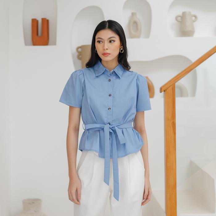 Gambar Beatrice Clothing Heidi Denim Blouse - Kemeja Soft Jeans Wanita - M Light Blue  dari Beatrice Clothing undefined Tokopedia