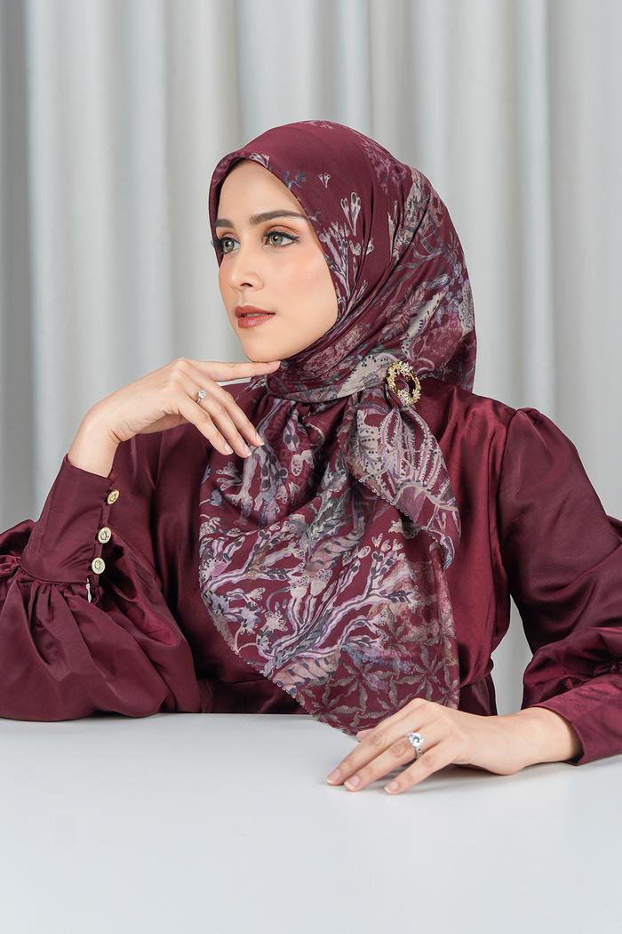 Gambar Buttonscarves - Misool Voile Square - Octopus dari Buttonscarves undefined Tokopedia