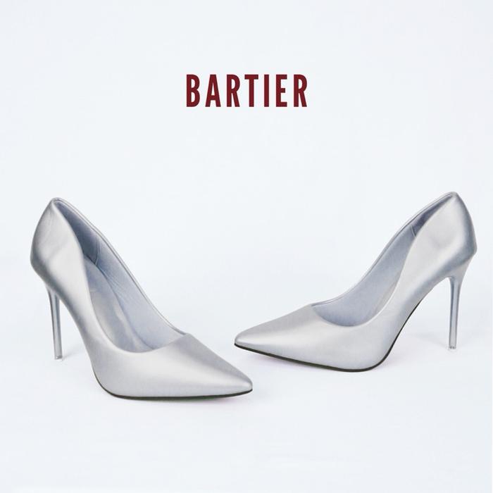 Sepatu Silver Heels Stilettos Silver Transparent PVC Pointed