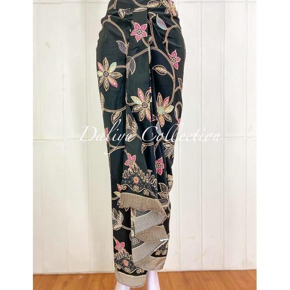 Gambar Termurah Rok Rempel Batik / Rok Batik Modern / Rok Span / Rok Batik Kondangan - RAMBAT dari Fahdnulg House undefined Tokopedia