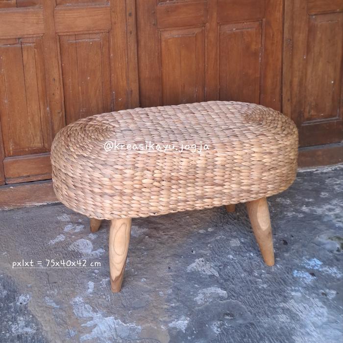 Gambar Bench Stool Enceng Stool Panjang Anyaman Enceng Gondok - Oval Kecil dari kreasikayu undefined Tokopedia