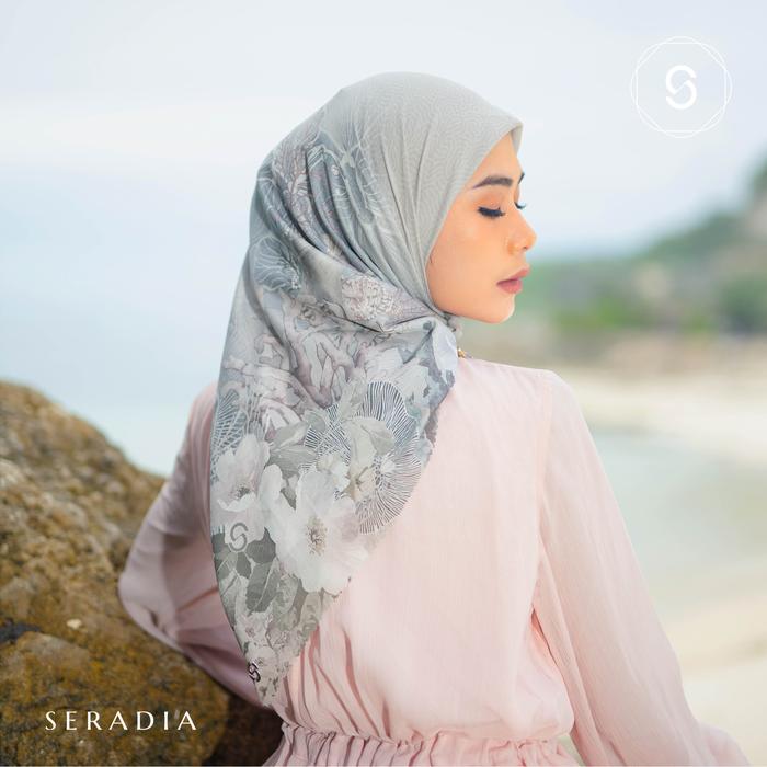 Gambar Seradia Hijab Segi Empat Nawa - Astera dari Seradia Indonesia undefined Tokopedia