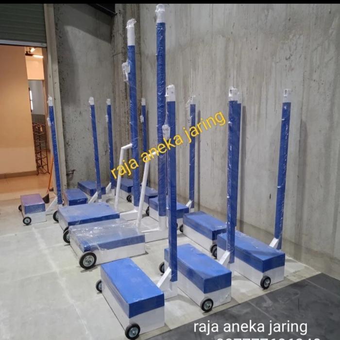 Gambar tiang badminton portable 1set 2 tiang+jaring NET - tiang hollo dari RAJA ANEKA JARING undefined Tokopedia