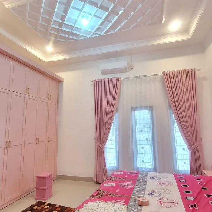 Gambar Gorden jendela besar L.270 x T.300.cm blackout premium/ tirai minimalis polos doff/ gorden pintu jumbo/ gordyn import - pink, L.270 x T.150cm dari Gordenn Pediaaa undefined Tokopedia