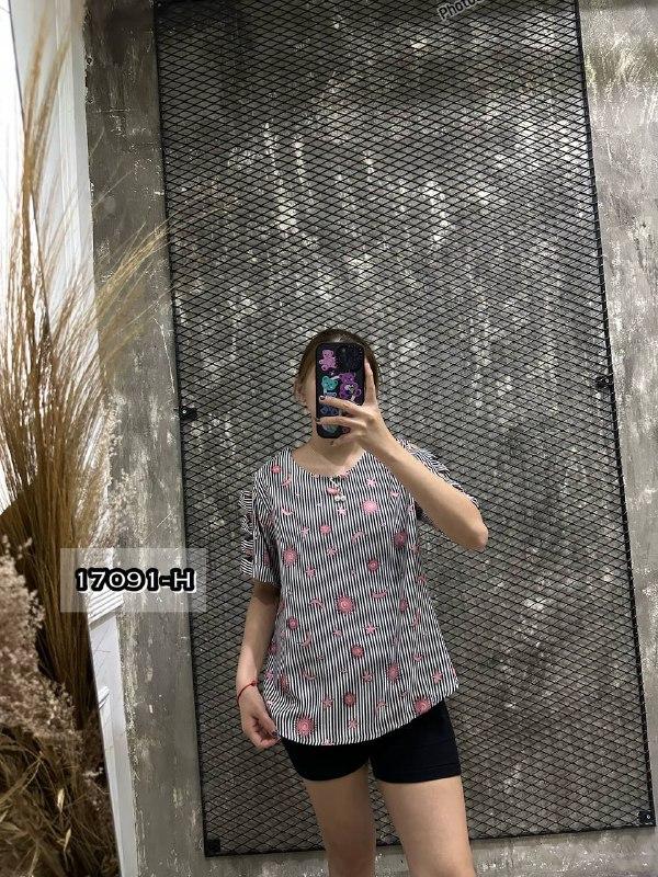 Gambar ATASAN BLUS 17091-H KATUN SALUR FASHION CUT SHOULDER BOLONG DEPAN LD 98CM FIT TO L-XL BISA COD - Hitam dari missmode undefined Tokopedia