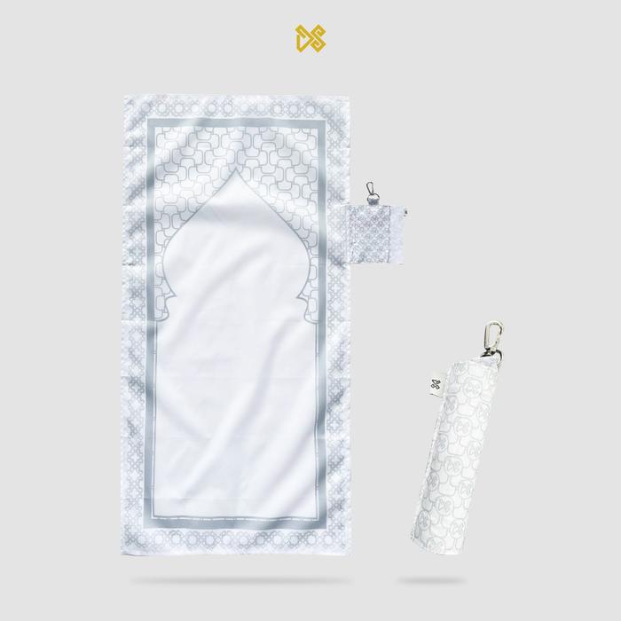 Gambar Dyah Suminar - Sajadah Genggam Traveling MURI - WHITE dari DS Modest undefined Tokopedia