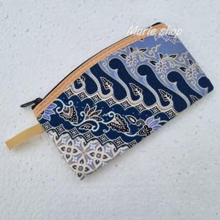 Gambar (LENGKUNG) DOMPET BATIK / SOUVENIR POUCH DOMPET BATIK / SOUVENIR PERNIKAHAN WEDDING - DOMPET AJA, LENGKUNG BATIK dari MARIE OS undefined Tokopedia