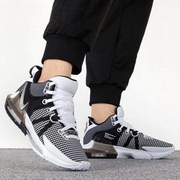 Jual Nike LEBRON WITNESS VIII EP original BNIB basketball men