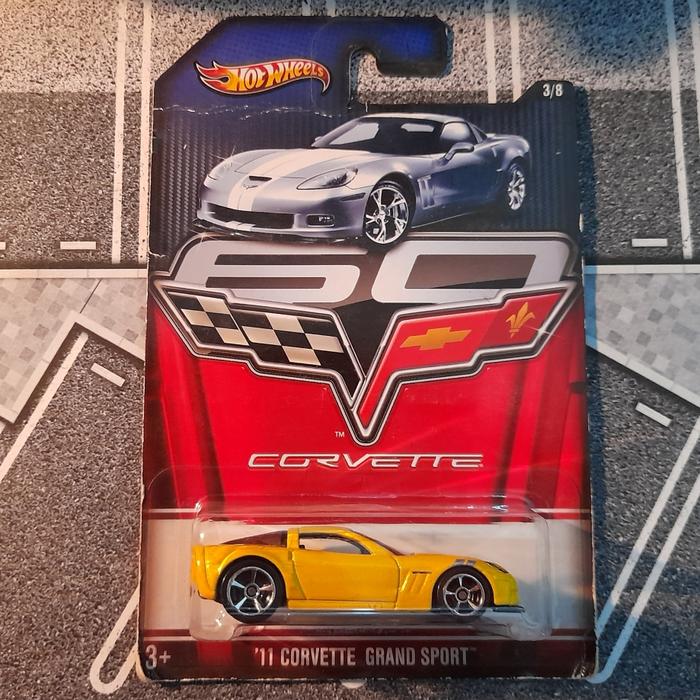 Hot Wheels 2011 New Models '11 Corvette Grand Sport – Yellow Die-Cast Car 32/50, 1:64 Scale