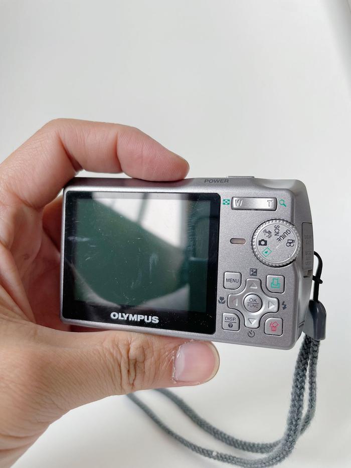 Gambar Kamera Compact Pocket Digital Olympus Kodak Canon dan Sony Digicam Retro Vintage Authentic Original - Olumpus U700 dari atamcelangcadel undefined Tokopedia