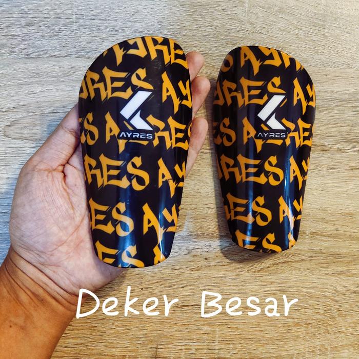 Gambar DEKER / SHIN GUARD CUSTOM FREE DESIGN SEPAKBOLA FUTSAL DEKKER KAKI - Besar(8x14,5cm) dari Ayres Apparel undefined Tokopedia