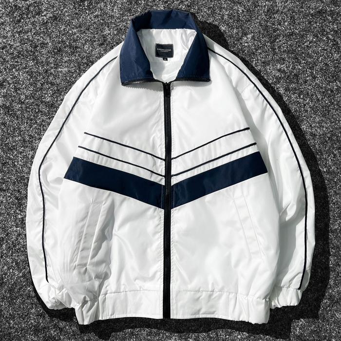 Gambar " VOLUME 1 " JAKET VINTAGE | JACKET VINTAGE DISTRO | JACKET PRIA - White 01, M dari Tokokarungjantan undefined Tokopedia