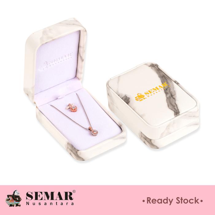 Gambar Kotak Perhiasan White Marble Square Jewelry Box Semar Nusantara - Liontin/Kalung dari Semar Nusantara undefined Tokopedia