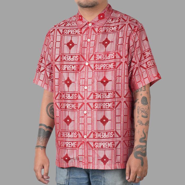 Promo Supreme Tray Jacquard S/S Shirt Red SS24 (100% Authentic 