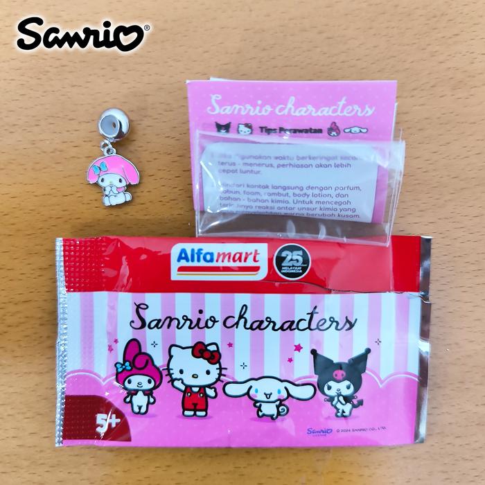 Gambar Sanrio Collectible Charm Original Sanrio Charm Gelang Lucu Alfamart Alfagift - My Melody A dari Kawaii Universe undefined Tokopedia