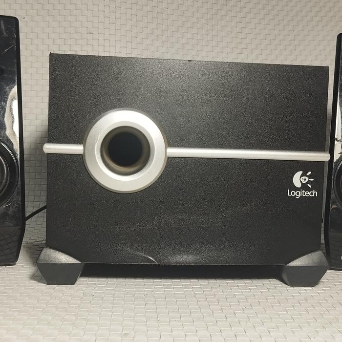 Z103 Logitech Z103