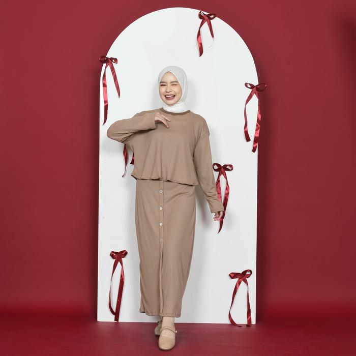 Gambar Mybamus x Munabilufiya One Set Knit Waffle Milo M18932 R57S1 dari Mybamus undefined Tokopedia