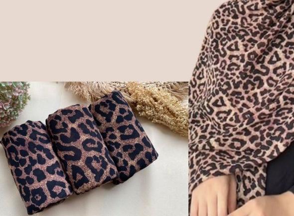 Gambar MCN jilbab kerudung pashmina pasmina motif belang macan - mc 1 dari naranfashion undefined Tokopedia