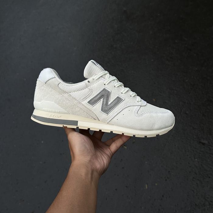 HOT Balance 996 New Balance 935 Jual Sepatu Sneakers New