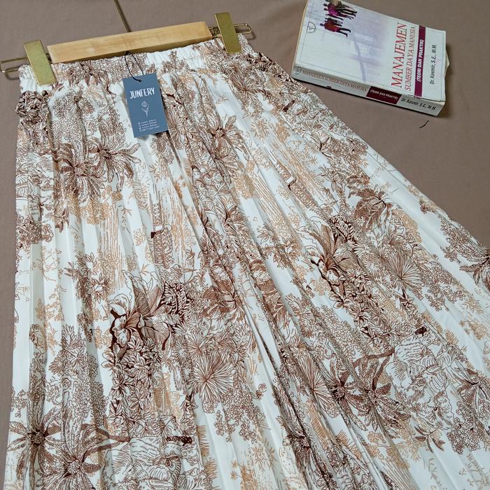 Gambar Rok Plisket Motif Premium - Ranting Cream dari Junfery undefined Tokopedia