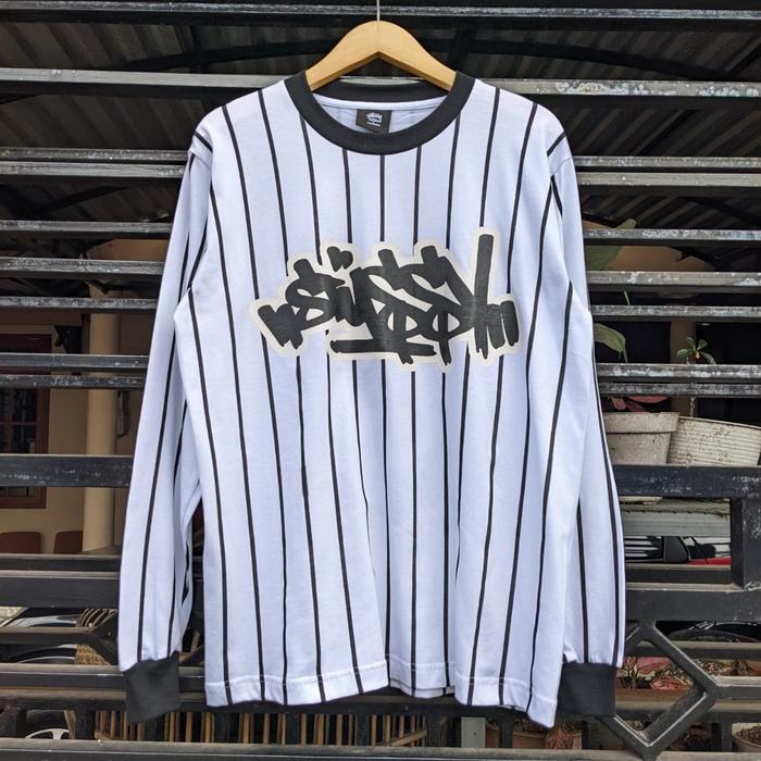 Gambar stussy 8 ball tag official dari Badassindustries undefined Tokopedia
