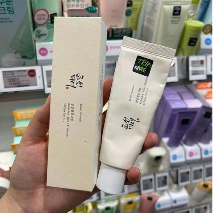Gambar Beauty of Joseon Sunscreen Relief Sun Rice + Probiotics SPF50+ PA++++ 50 ml (1.69 fl.oz.) /Beauty of Joseon seri Sunscreen/Cream/Toner/Cleanser - Sunscreen50 ml dari Lotte DutyFree undefined Tokopedia