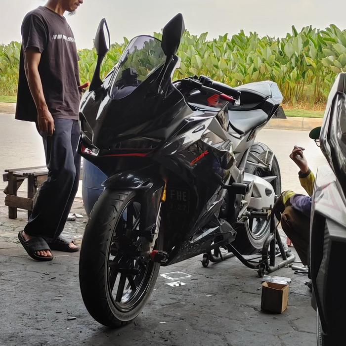 Gambar Tameng Kedok CBR 150R K45R Model CBR 250R 2023 Cover - Down Payment dari Meiwan Productions undefined Tokopedia