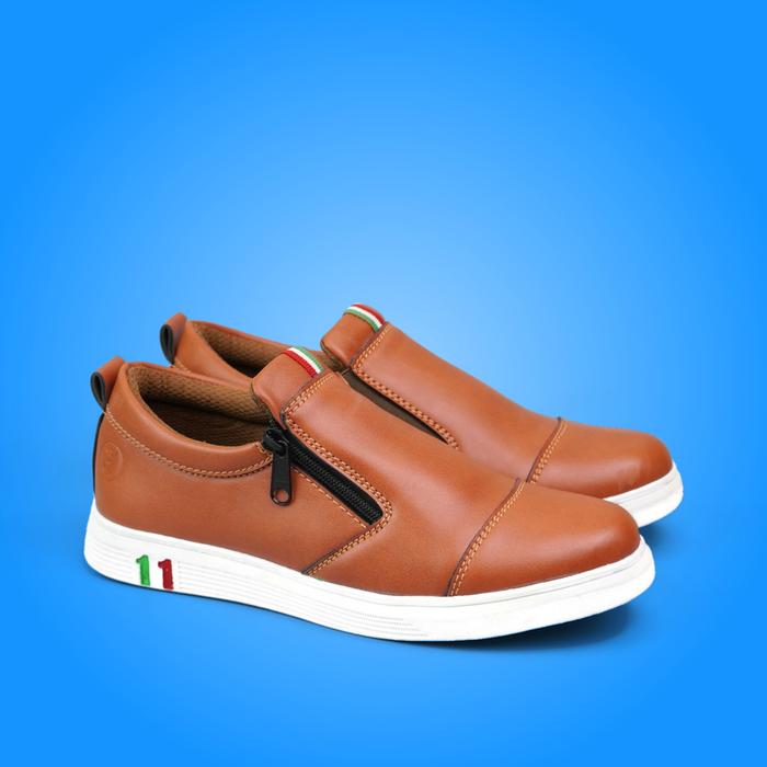 Gambar Sepatu Casual Pria Joemen J 64 Original Sneakers Kasual Kulit Slip On - Cokelat Muda, 39 dari Hipzo Official undefined Tokopedia