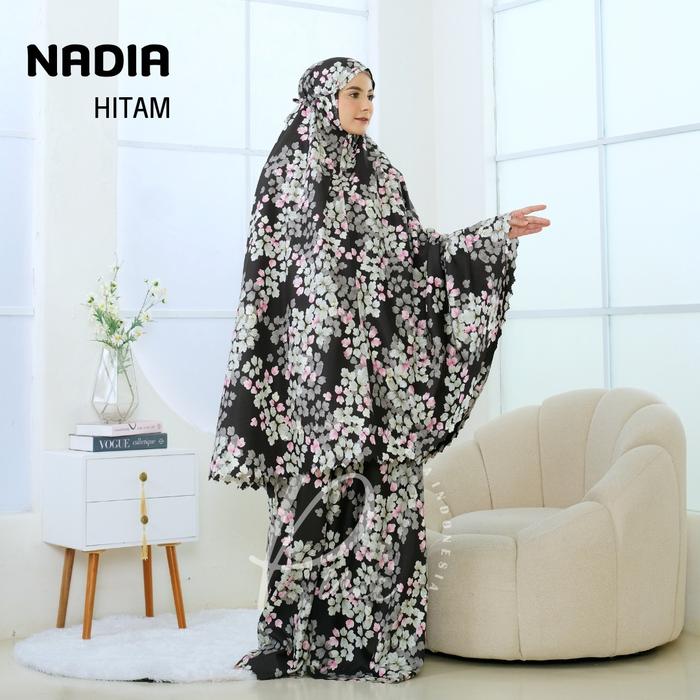 Gambar Mukena Dewasa Katun NADIA - Hitam dari Mukena Laris Store_NEW undefined Tokopedia