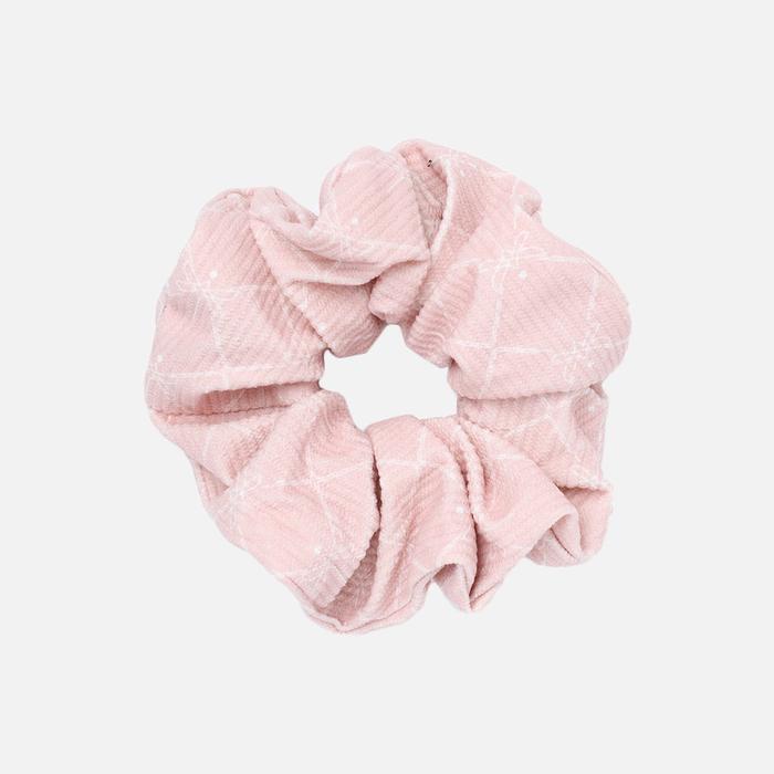 Gambar Stroberi Scrunchie Corduroy Hair Tie - SquareMtfPink dari Stroberi Accessories undefined Tokopedia