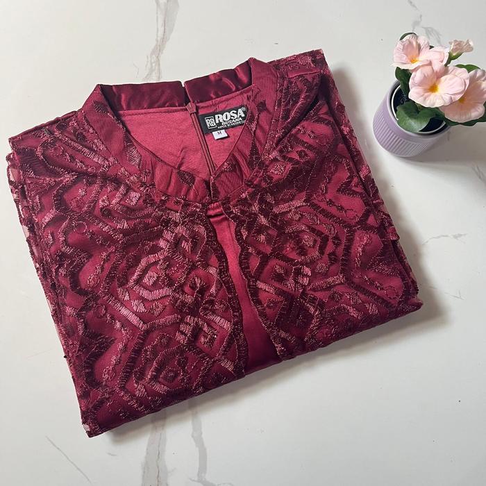 Gambar Ayudia Dress / Gamis Brukat Tile Mix Satin / Gamis Tile Rompi Pesta - Marun, M dari New Rosa undefined Tokopedia