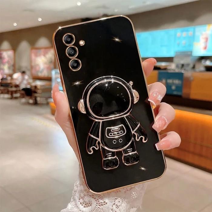 Gambar Casing Samsung M15 5G Soft Case Plating Standing Astronot - Hitam dari Hugskal undefined Tokopedia