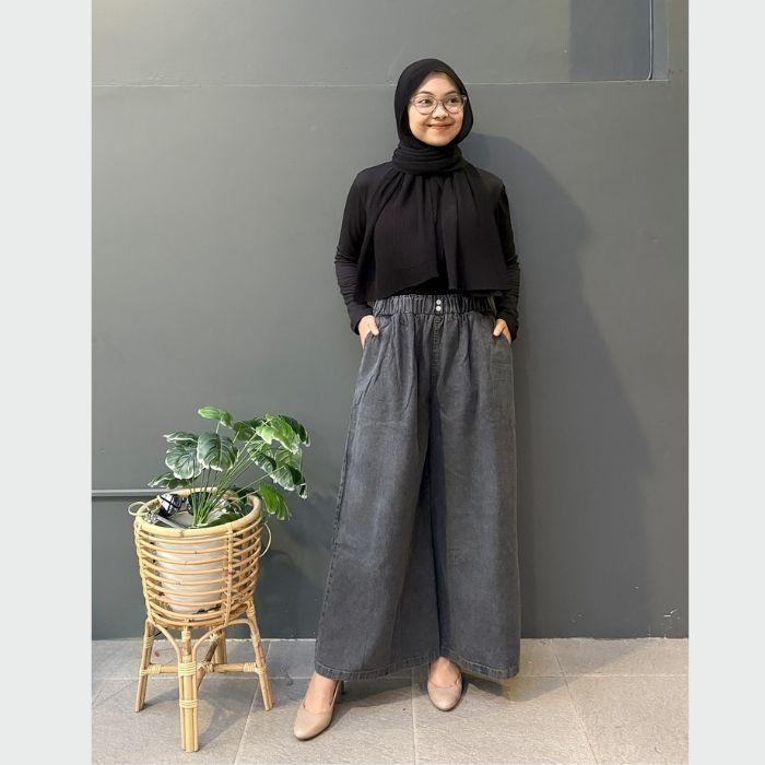 Gambar Kulot Jeans Muslim Wanita Panjang 94cm Fit XL Lezahrasignature Pallazo Ashley Button - Snow Black dari LEZAHRASIGNATURE undefined Tokopedia