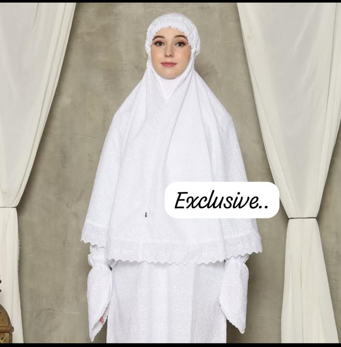 Gambar Baju Umroh Wanita Setelan Tunik Ihrom Lengkap Perlengkapan Haji dan Umroh Wanita - M dari Kamehco undefined Tokopedia