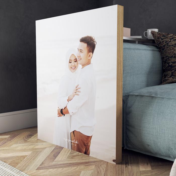 Gambar Cetak Foto photo luster bingkai spanram frameless kotak 20x20cm - Natural Wood dari CETAK ID JAKARTA undefined Tokopedia