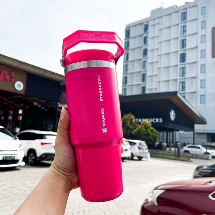 Gambar Tumbler Tumblr Venti Stainless STANLEY x STARBUCKS - Handle Fuschia dari Primecotton undefined Tokopedia