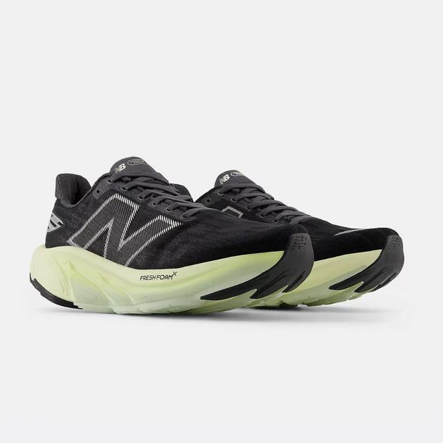 Gambar New Balance Women's Fresh Foam X Balos Road Running Shoes - Black / Ambient, 35 dari Running Bites undefined Tokopedia