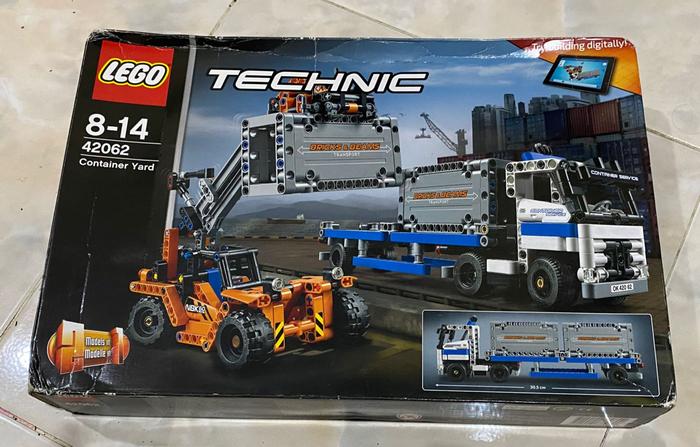 Gambar Lego Technic 42062 Container Yard dari Baswara Toys undefined Tokopedia