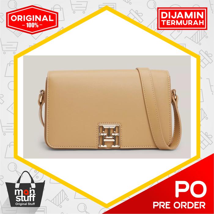 Tas Pesta Slempang Kasual Wanita Tommy Hilfiger Monogram Plaque Crossbody  Bag