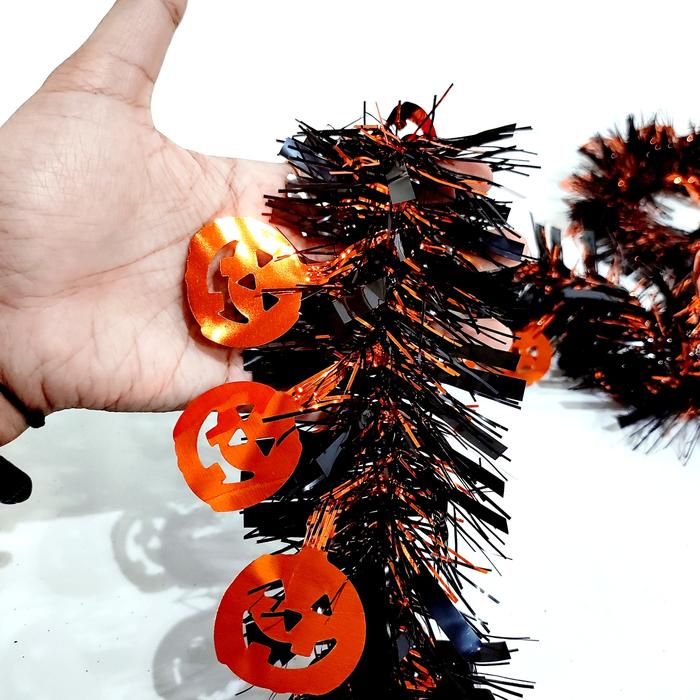 Gambar Slinger Halloween Orange Spider Tinsel Haloween Hiasan Pita Labu Jack O Lantern Dekor Pesta Hantu Seram Murah Grosir - SS977 LABU MTLK dari MadisonShop undefined Tokopedia