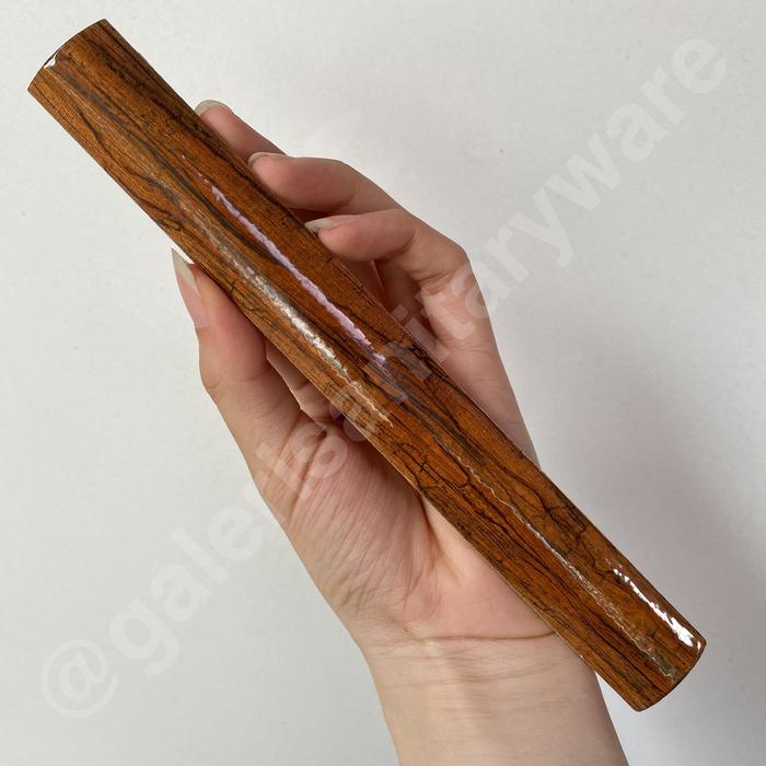 Gambar Lis Keramik Kucu Macan Serat Kayu / Bon Bon Keramik - Ebony Brown dari Galeri Sanitary Ware undefined Tokopedia