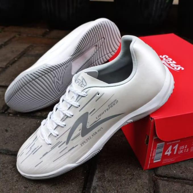 Gambar Promo Sport - Sepatu Olahraga Futsal Pria Specs Lightspeed New Arrival - Putih, 39 dari Fortis shoes undefined Tokopedia