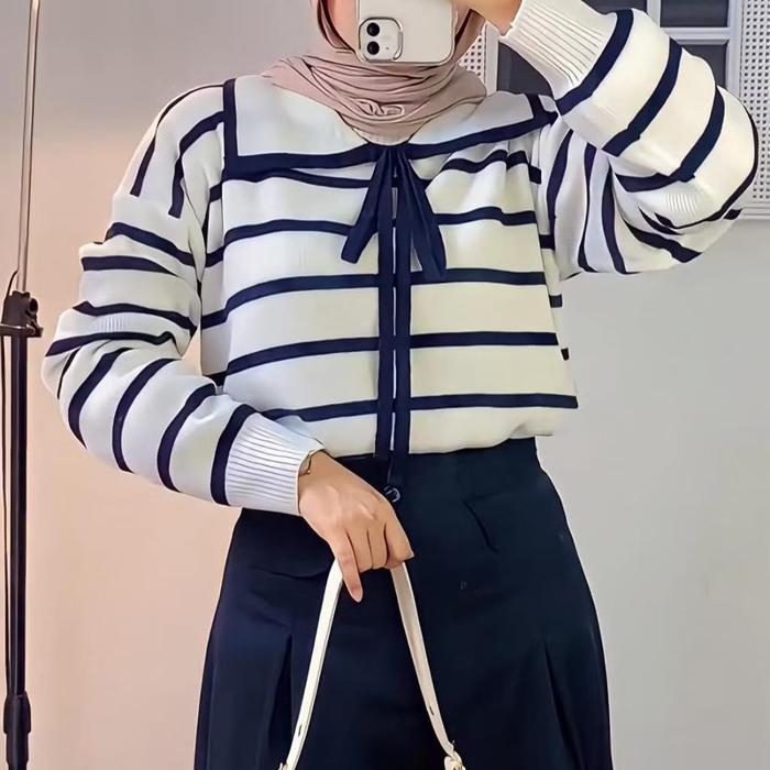 Gambar Blouse Wanita Rajut Lengan Panjang - Navy dari SerbaSerbiOutfit undefined Tokopedia