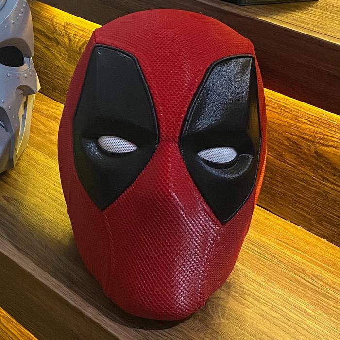 Gambar 3D Print Deadpool Mask Eyes - Additional - Default dari appstoreid undefined Tokopedia