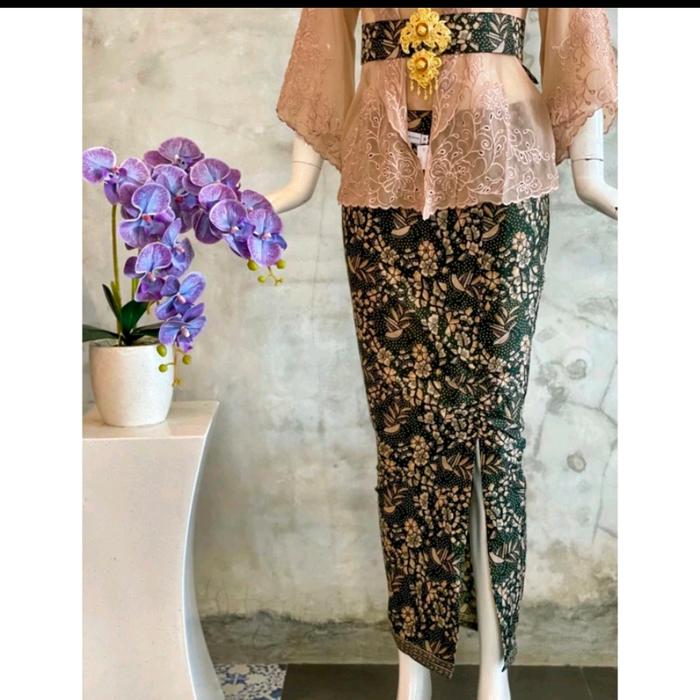 Gambar Kamen batik jadi new - melati hijau, S dari indah str undefined Tokopedia