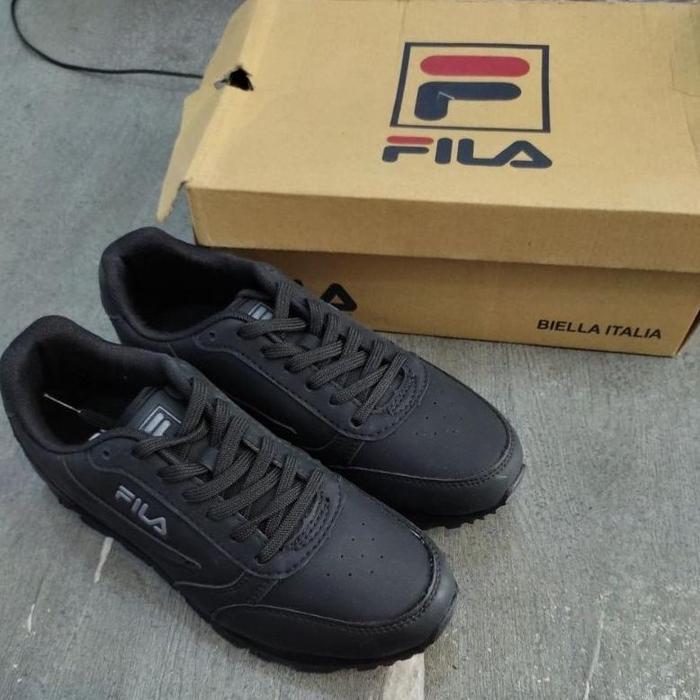 Gambar Sepatu Fila Orbito Black Murah - Hitam, 37 dari mens-shoes-3 undefined Tokopedia